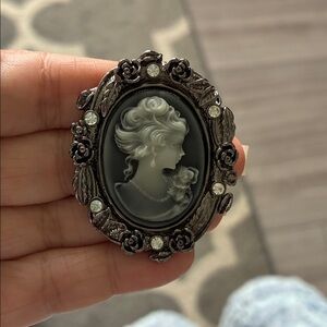 Beautiful Vintage Style  Brooch with rose details